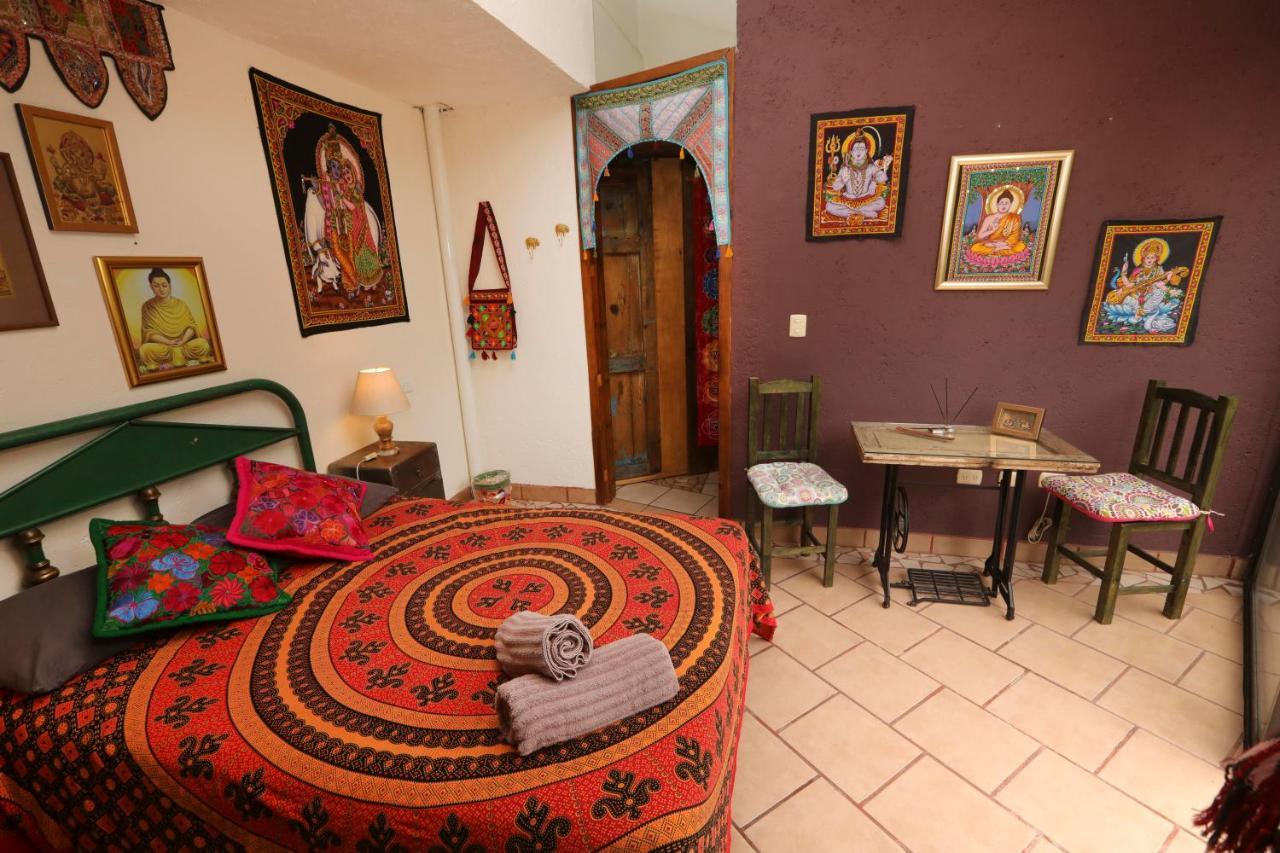 Majikal B&B - Krishna Cholula Exteriör bild