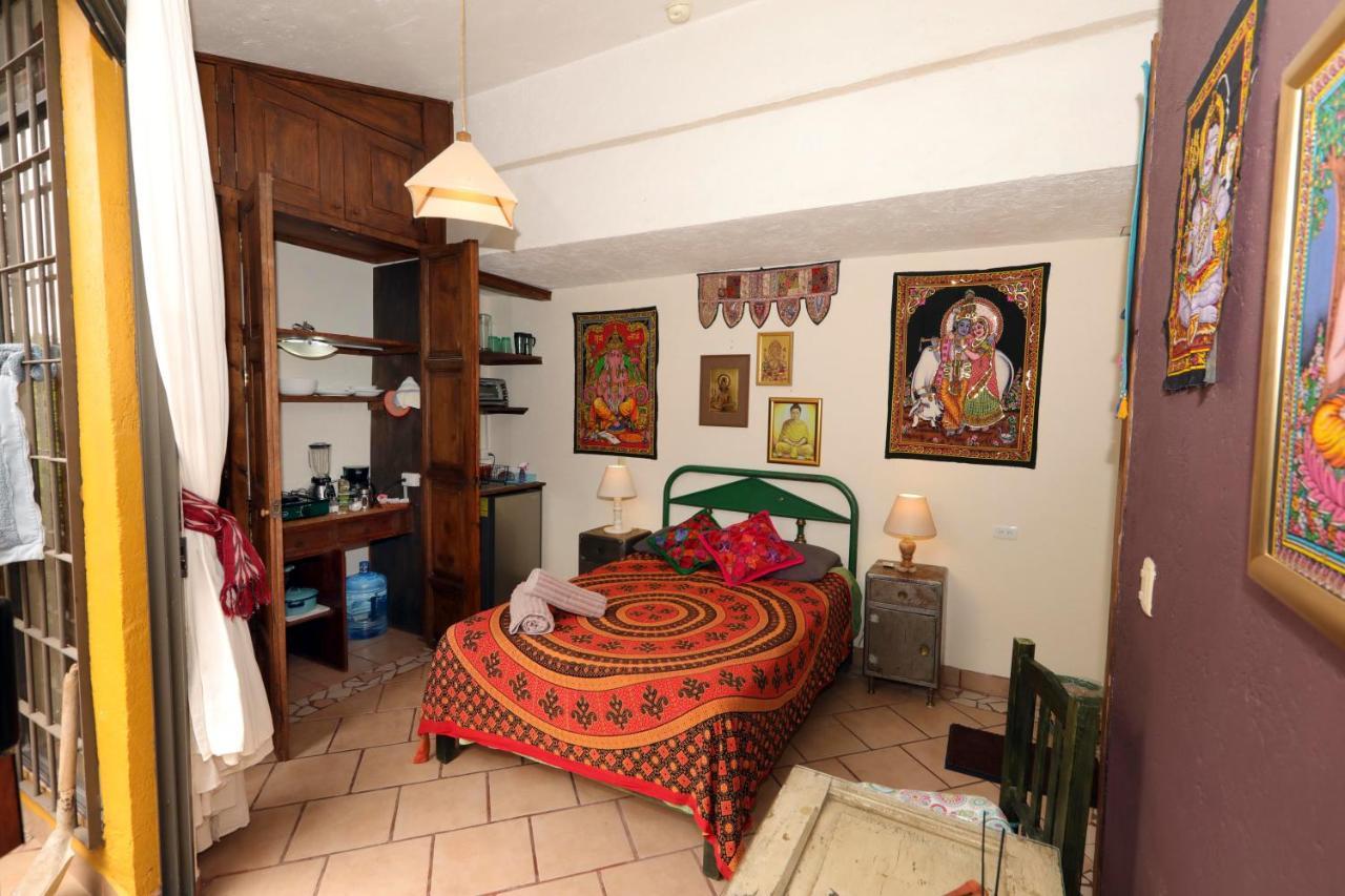 Majikal B&B - Krishna Cholula Exteriör bild